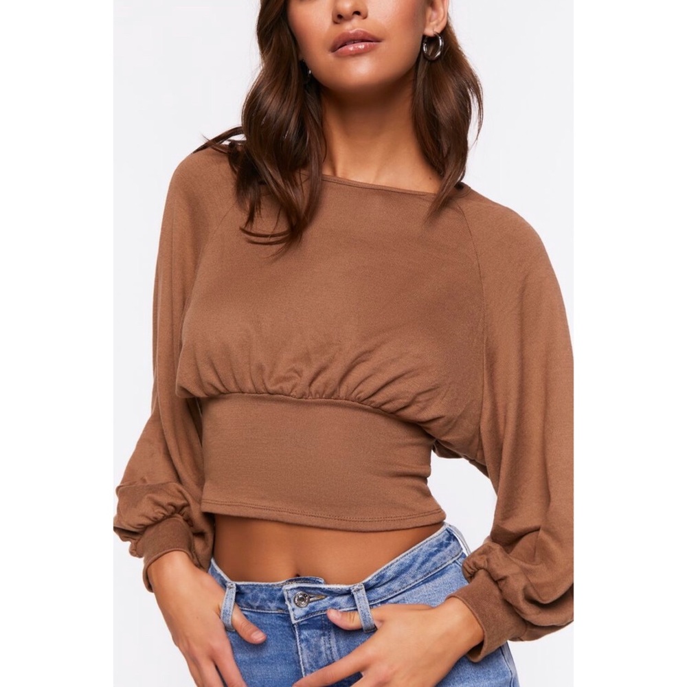 Raglan Sleeve Shirred Crop Top